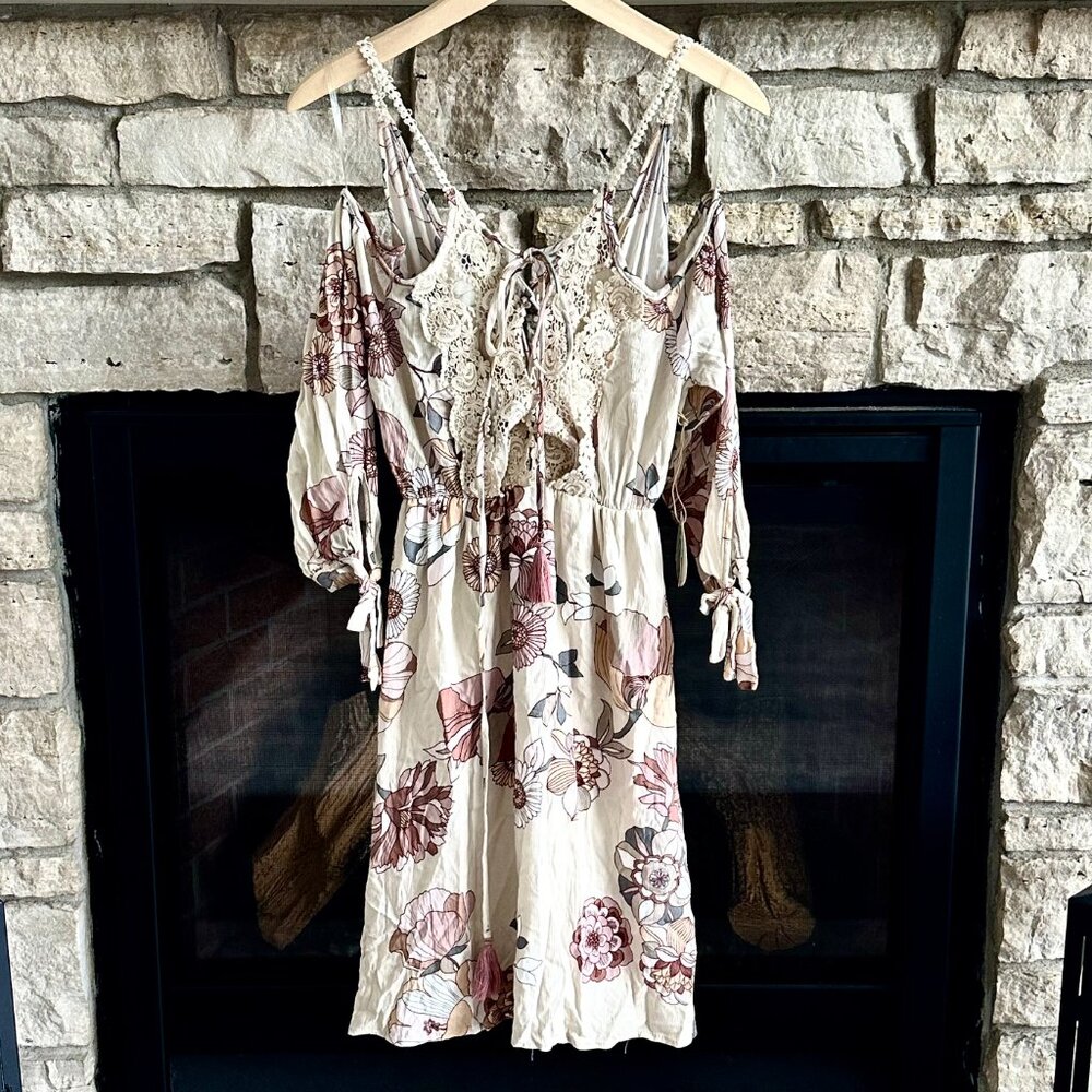 NWT* Hummingbird Dress Cold-shoulder Midi Floral Print Lace Detail 3/4 Size S - Picture 5 of 12